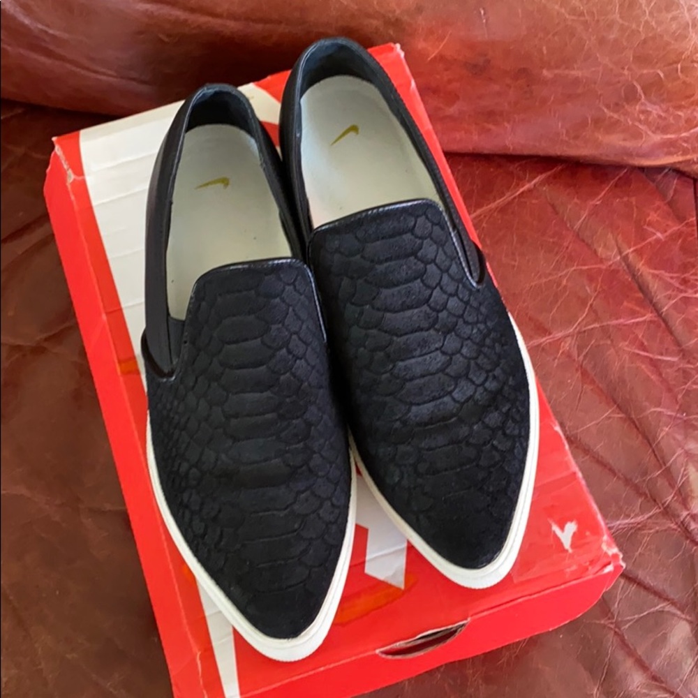 Nike loafers